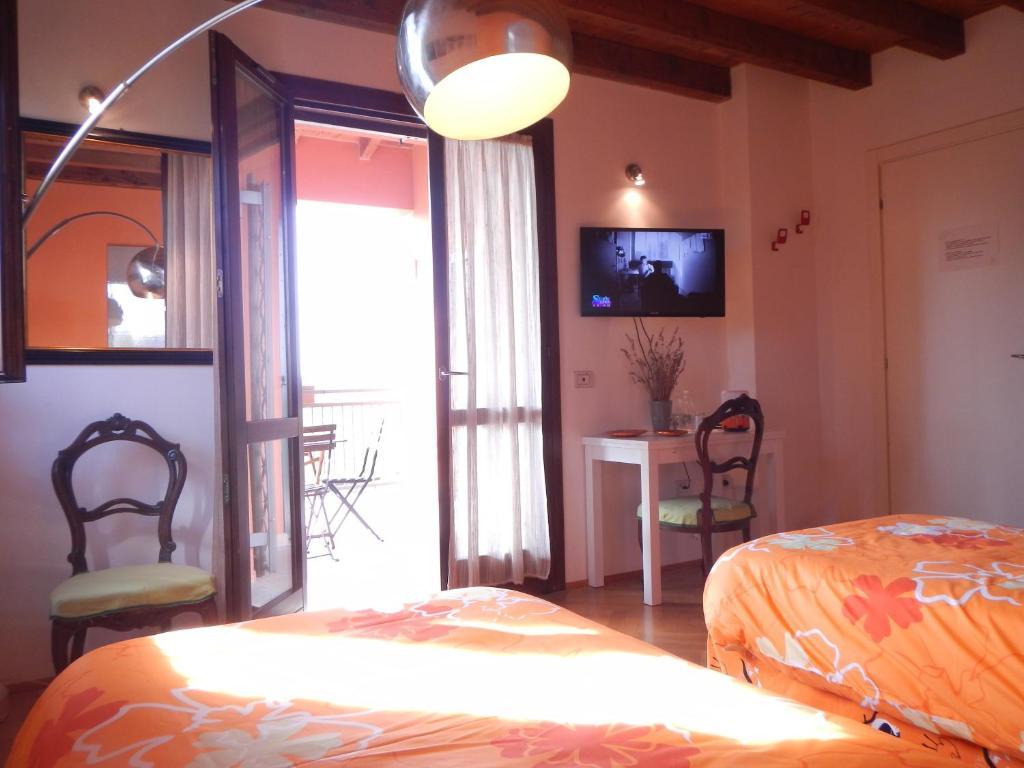 B&B Via Punta 8 Bologna Rum bild