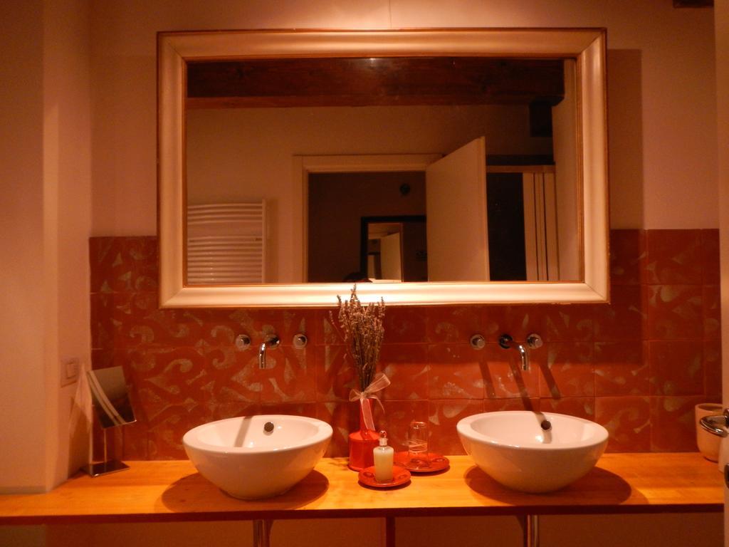 B&B Via Punta 8 Bologna Exteriör bild
